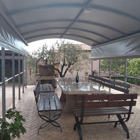 Tourist Farm With Apartments Fig Tree Dekani Экстерьер фото
